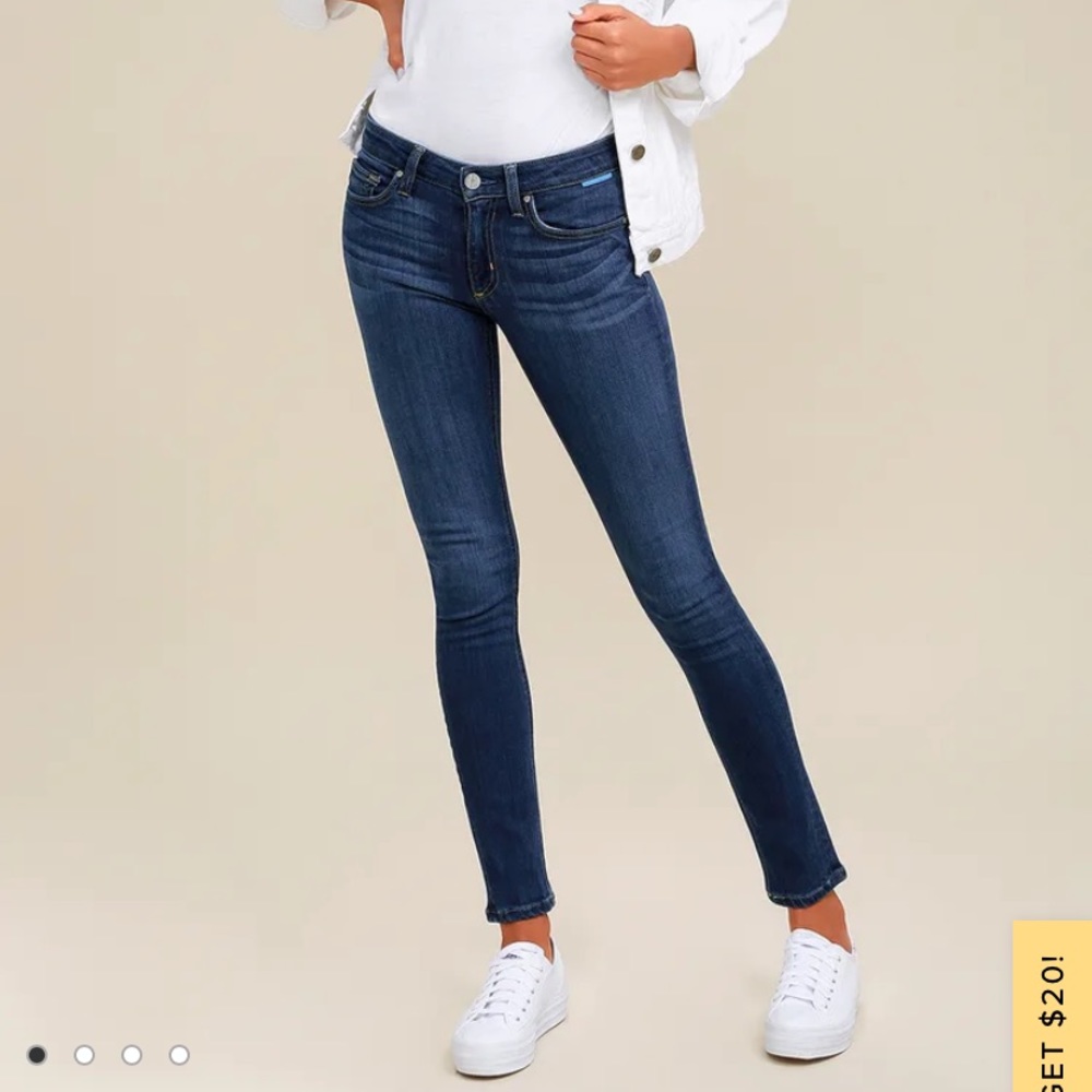 The Move Medium Wash Skinny Jeans